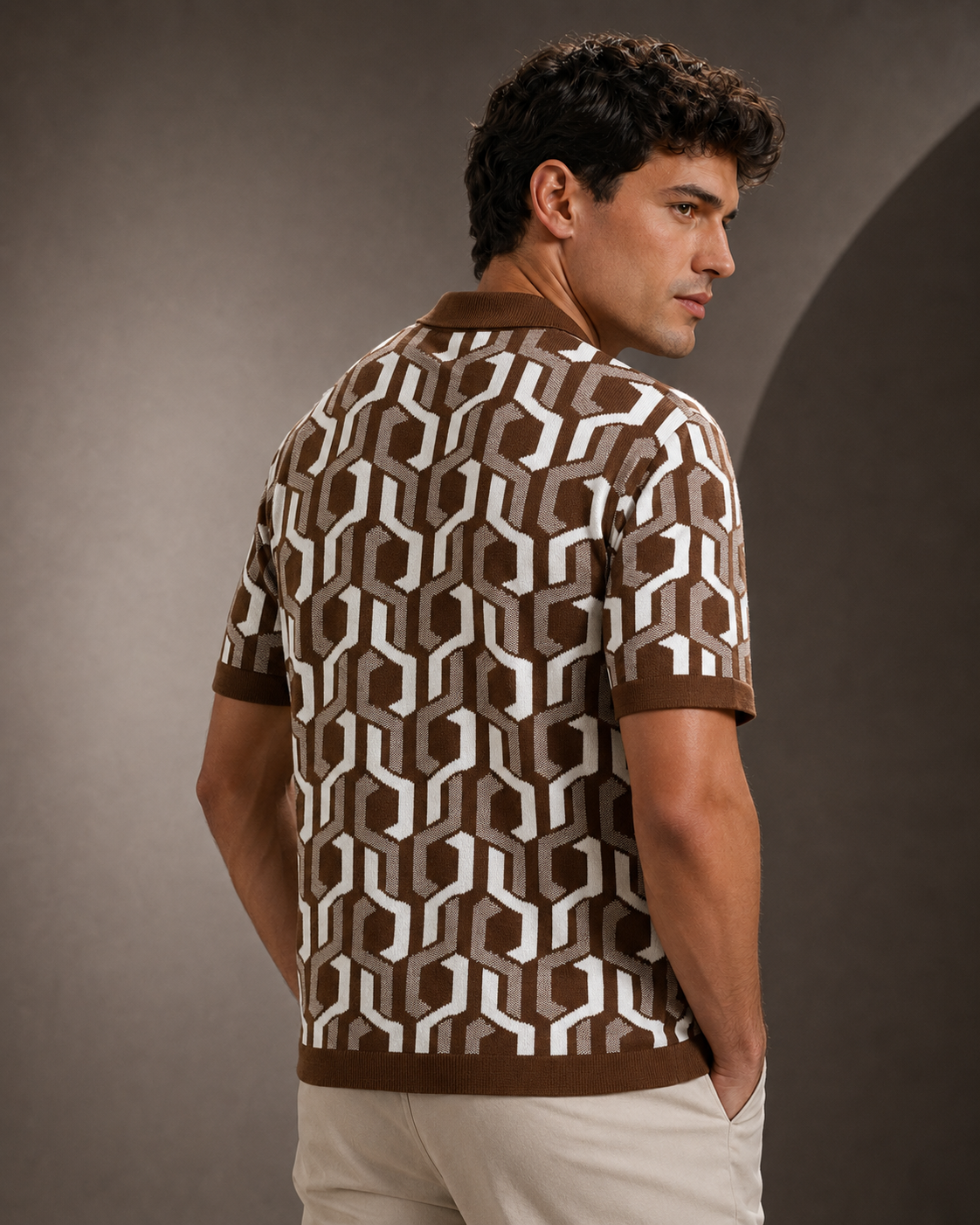Signature Polo – Chestnut Labyrinth