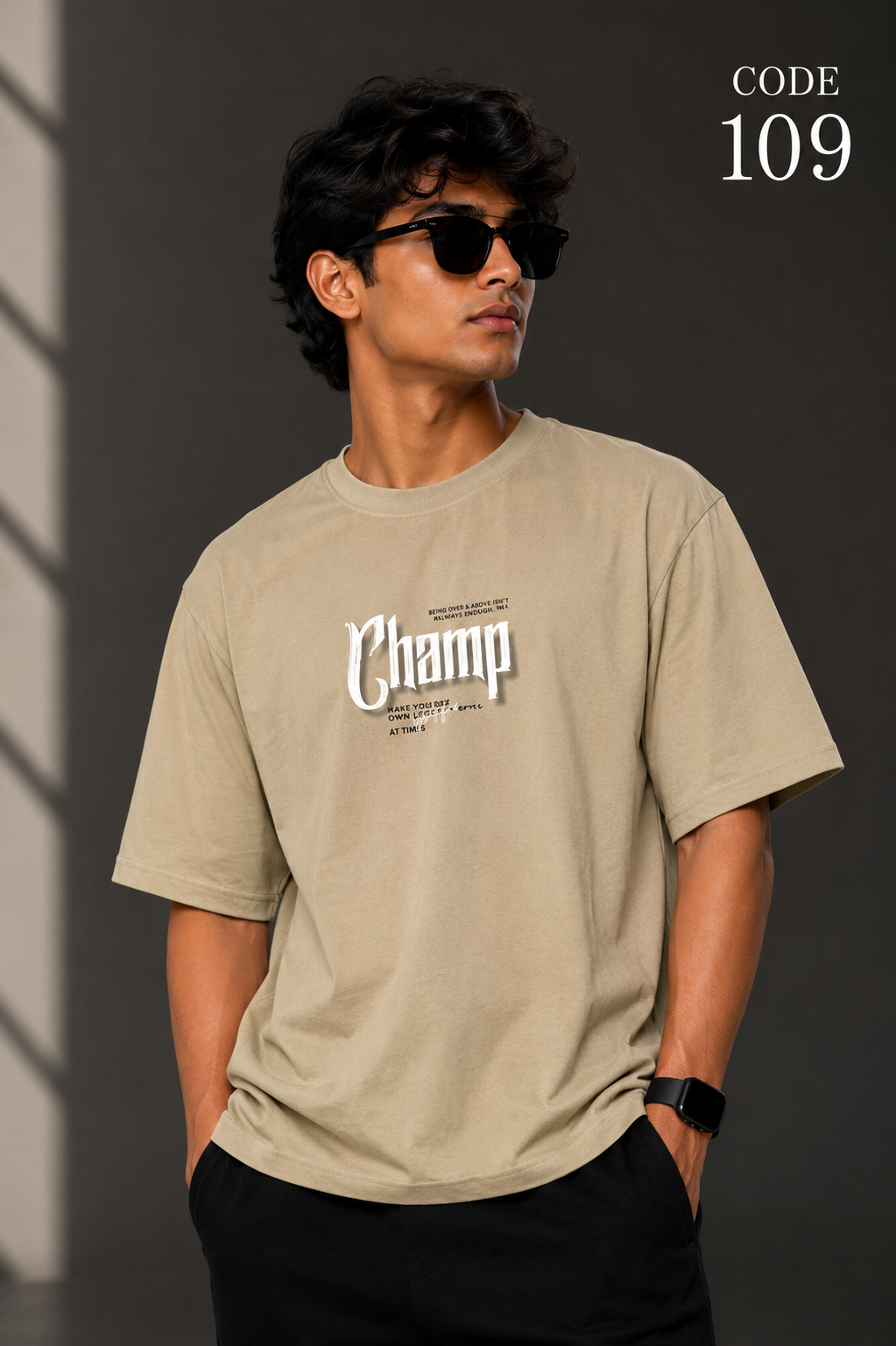 Champ beige tee