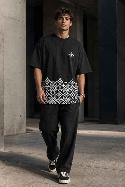 Geometric Grid – Border Print Regular-Fit T-Shirt