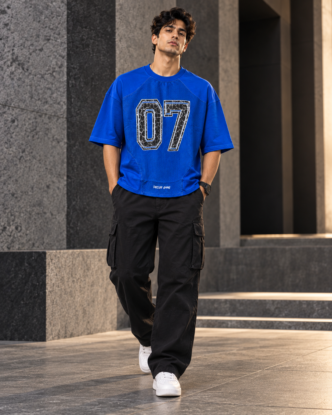 Varsity 07 Royal Blue – Mesh Detail Oversized T-Shirt