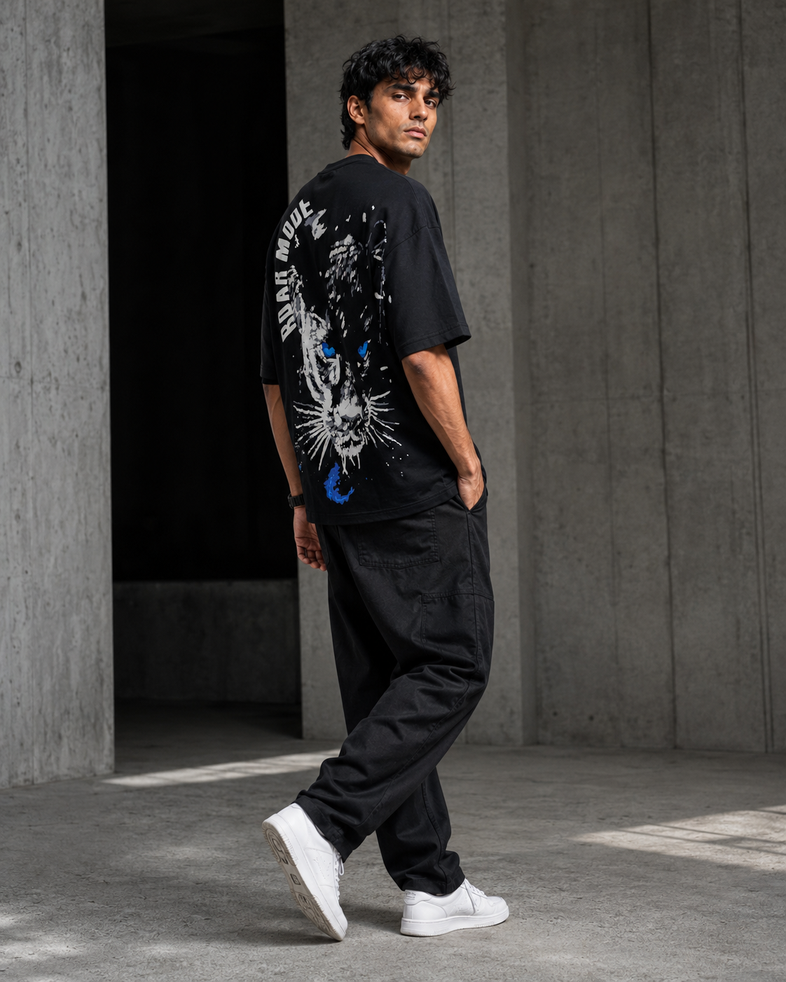 Panther Mode – Back Graphic Black Oversized T-Shirt